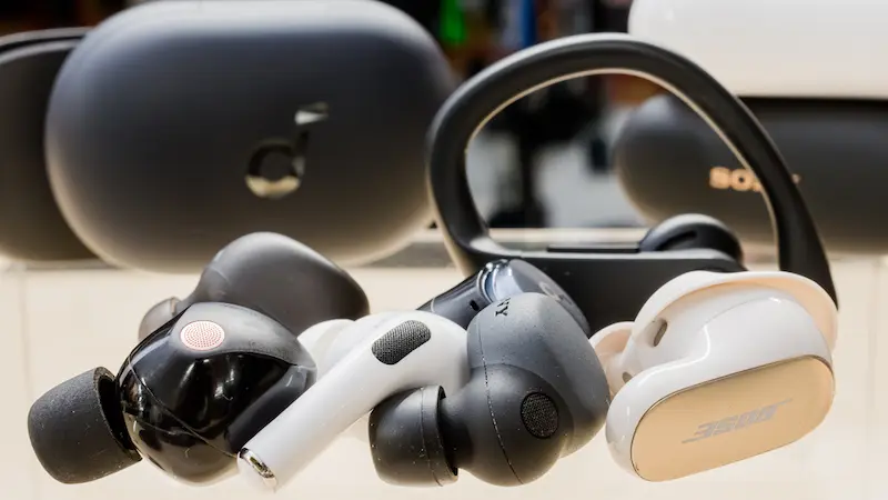 wireless earbuds and headphones